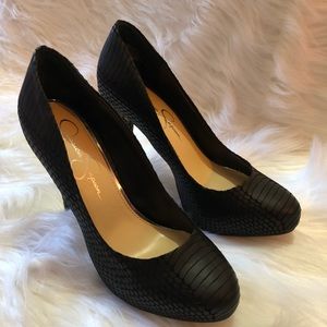 Jessica Simpson snakeskin black heels